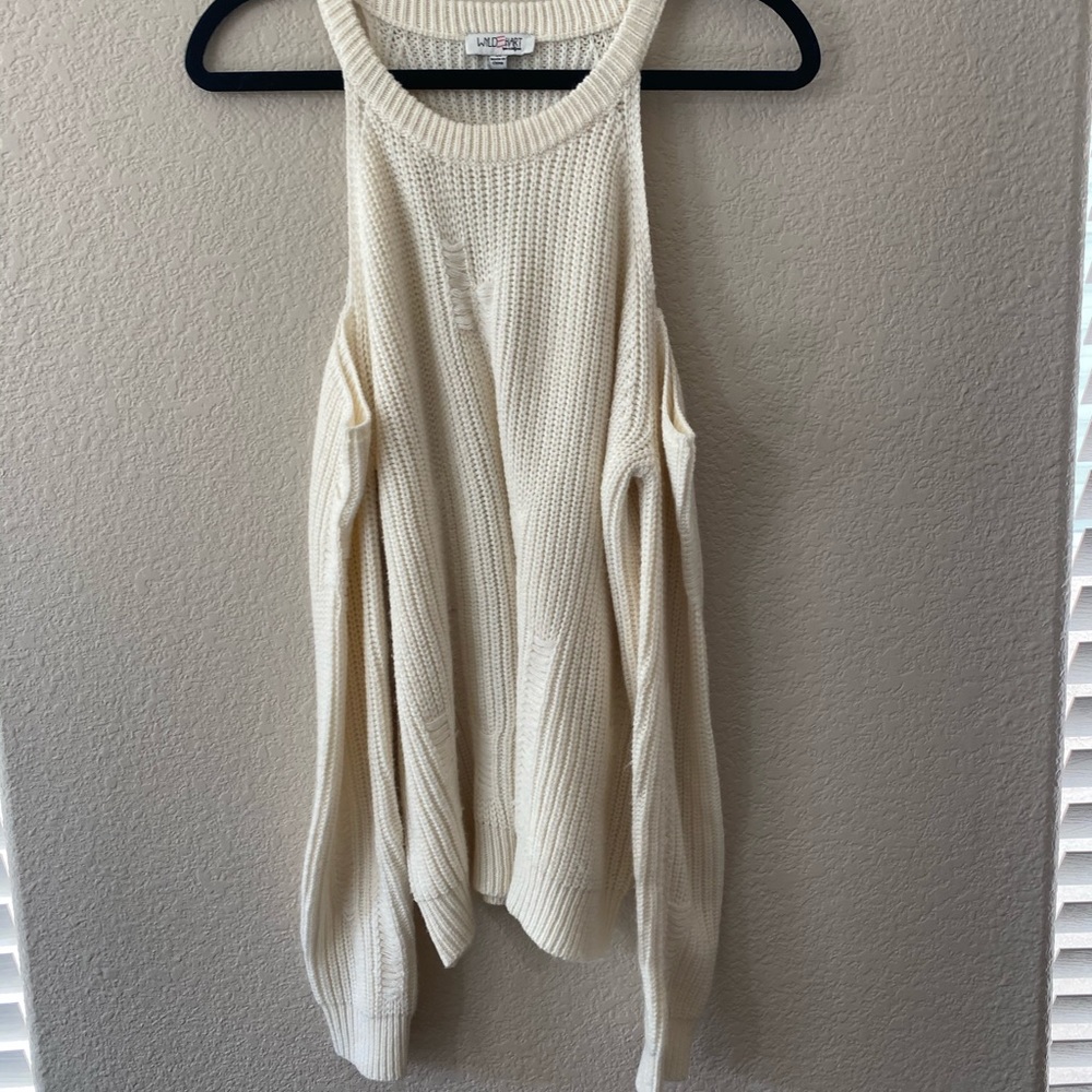 White sweater - Picture 2 of 4